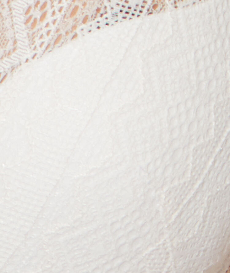 Bra no. 3 - push-up triangle bra ecru.