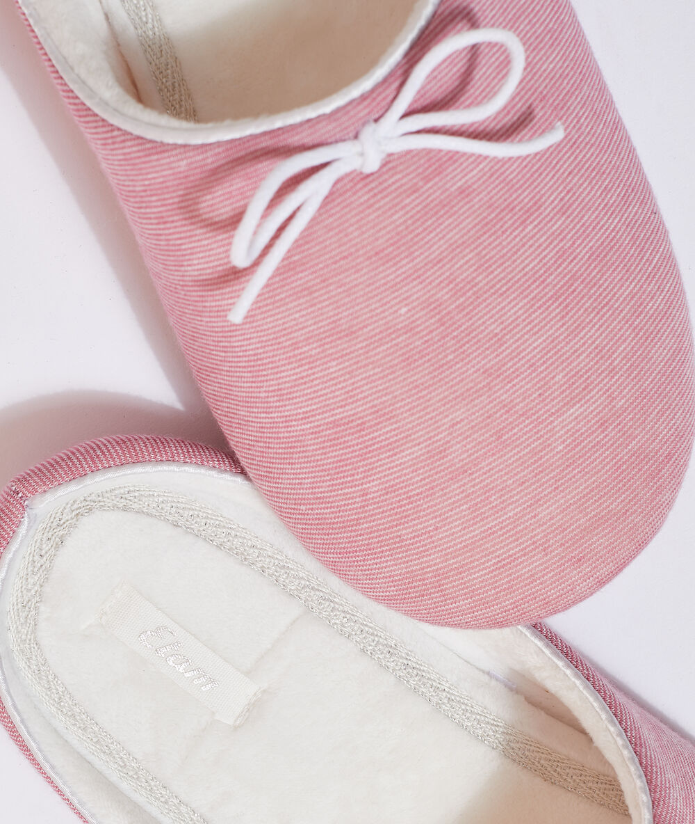 womens pink mule slippers