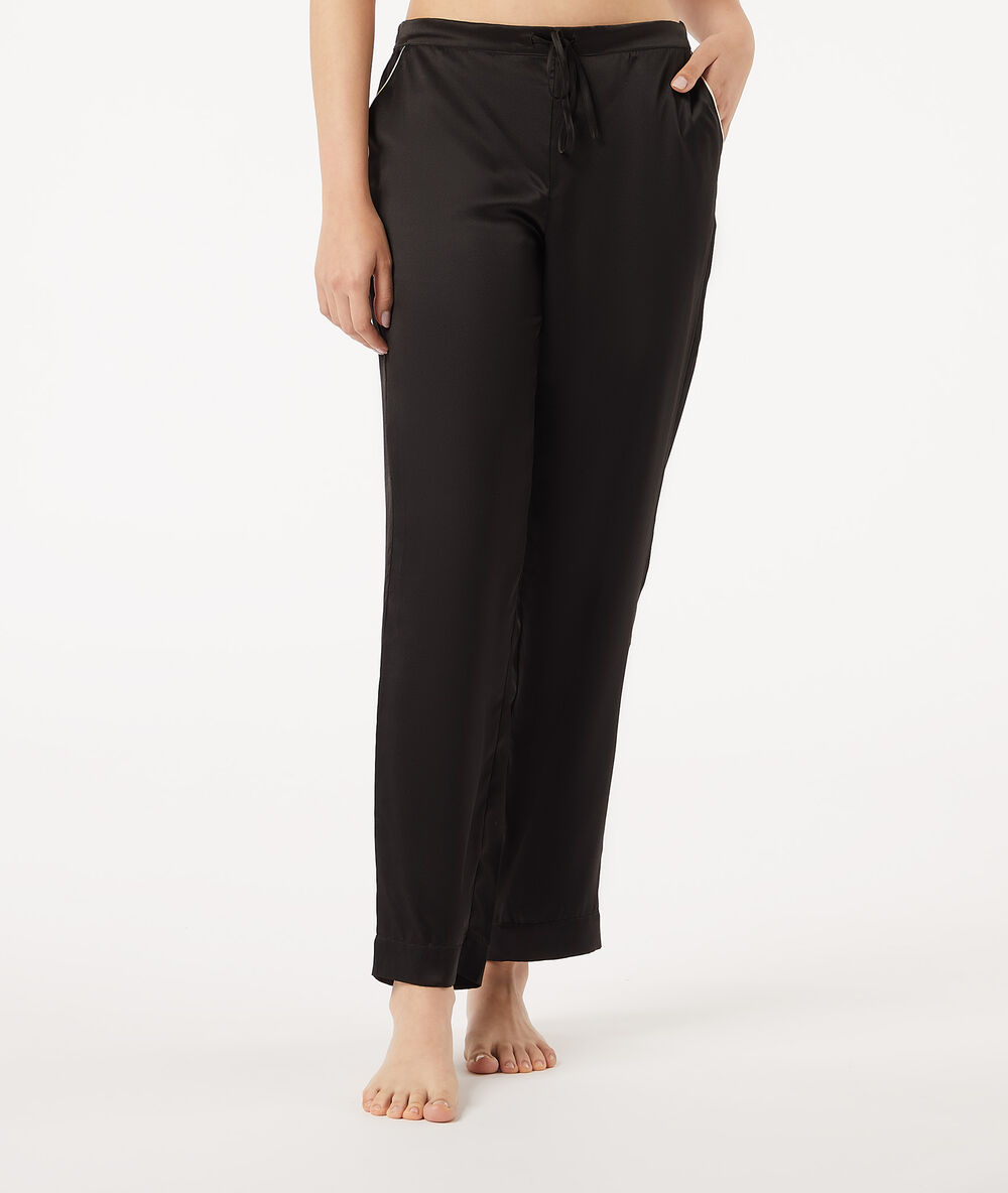 Silk trousers black.