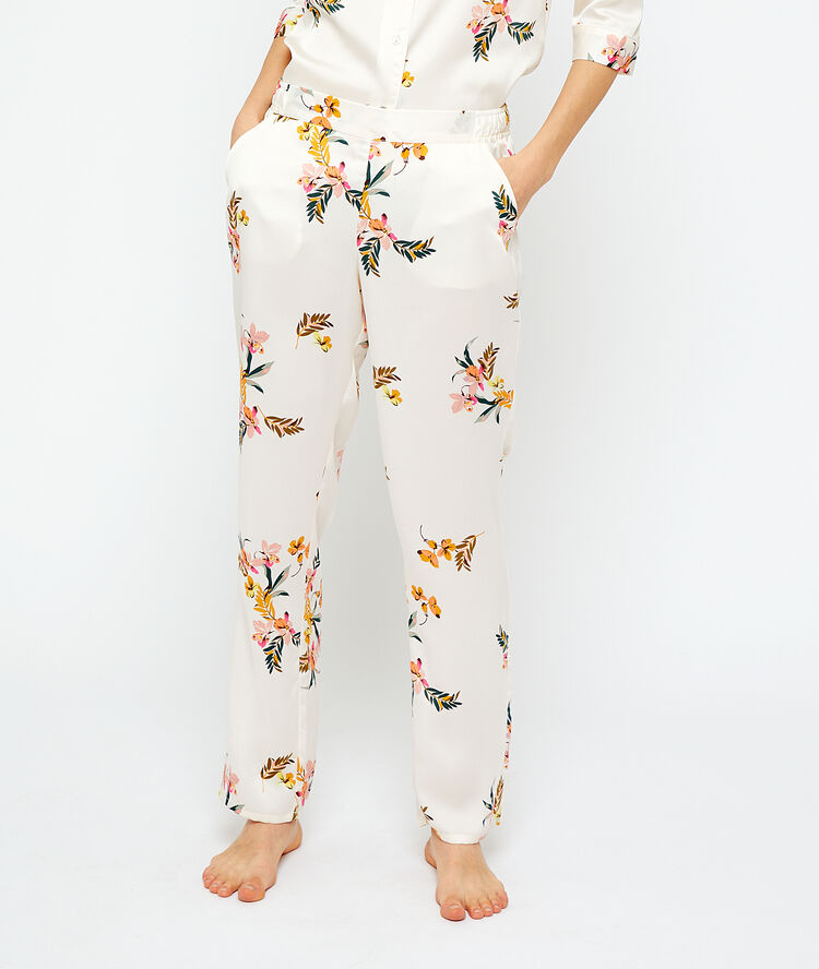 Printed trousers print on off white.