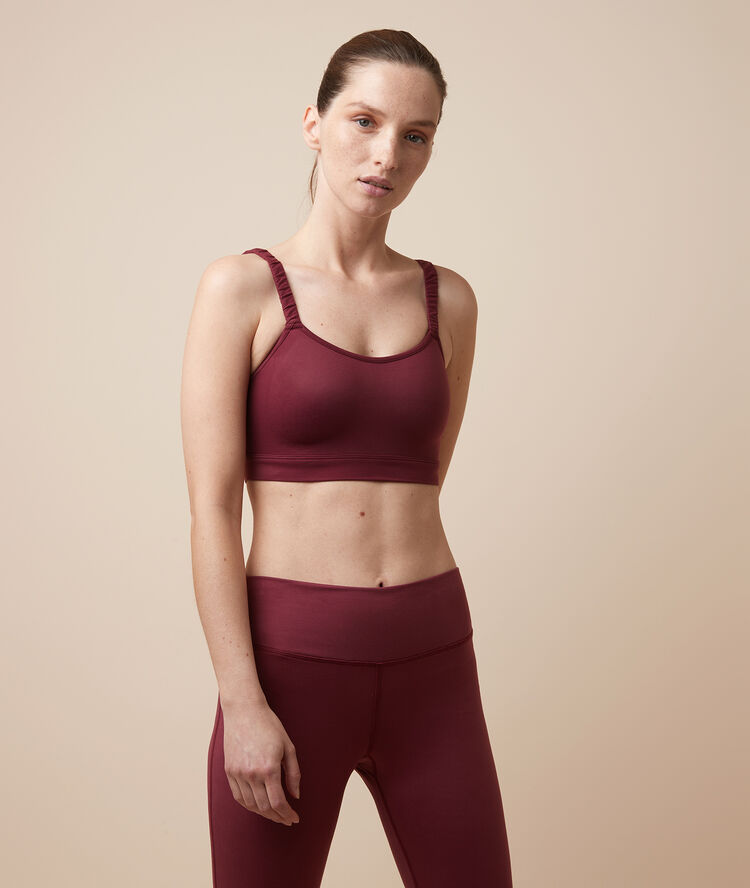 Brassière de yoga - maintien medium bordeaux grenat.
