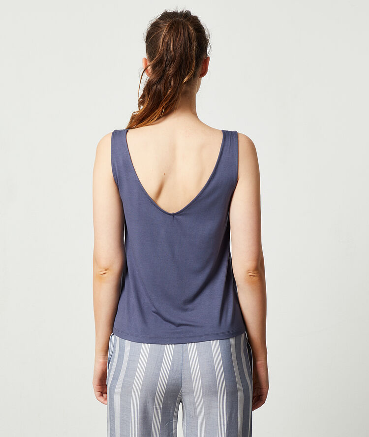 D&eacute;bardeur avec dentelle bleu.