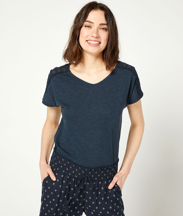 T-shirt with guipure details navy blue.