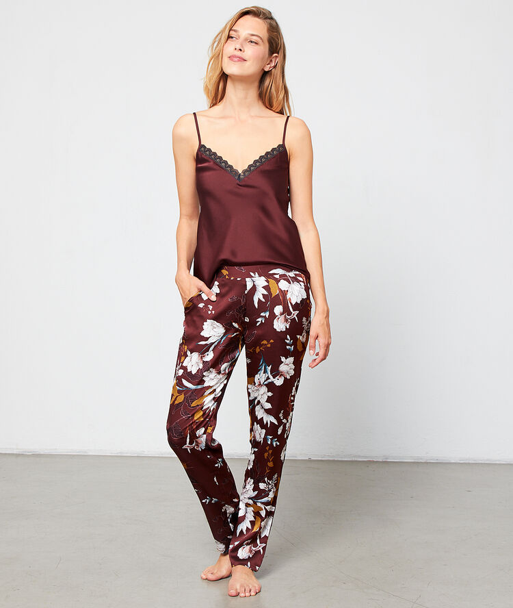 Satin three piece pyjama brown.