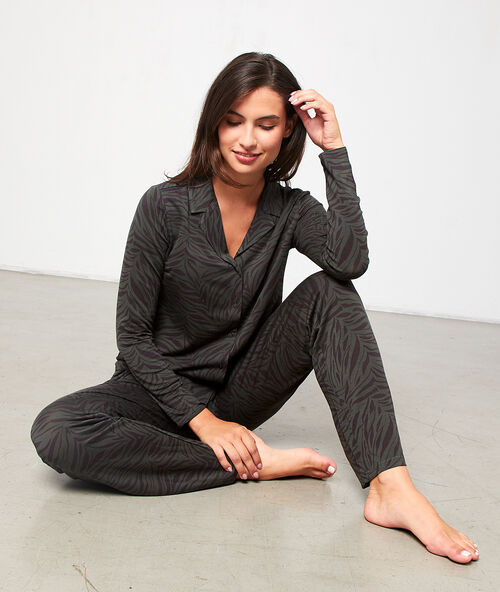 Trousers in print khaki.