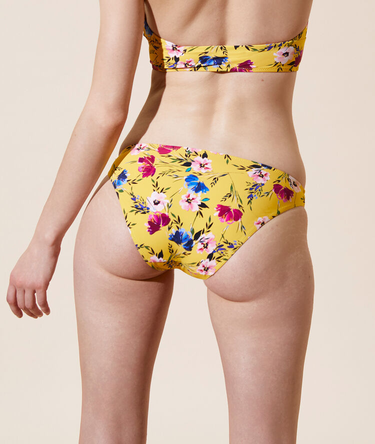 Bikini bottom yellow.