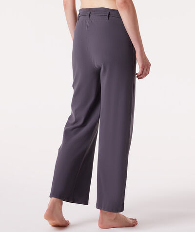 100% organic cotton jogger trousers;${refinementColor}