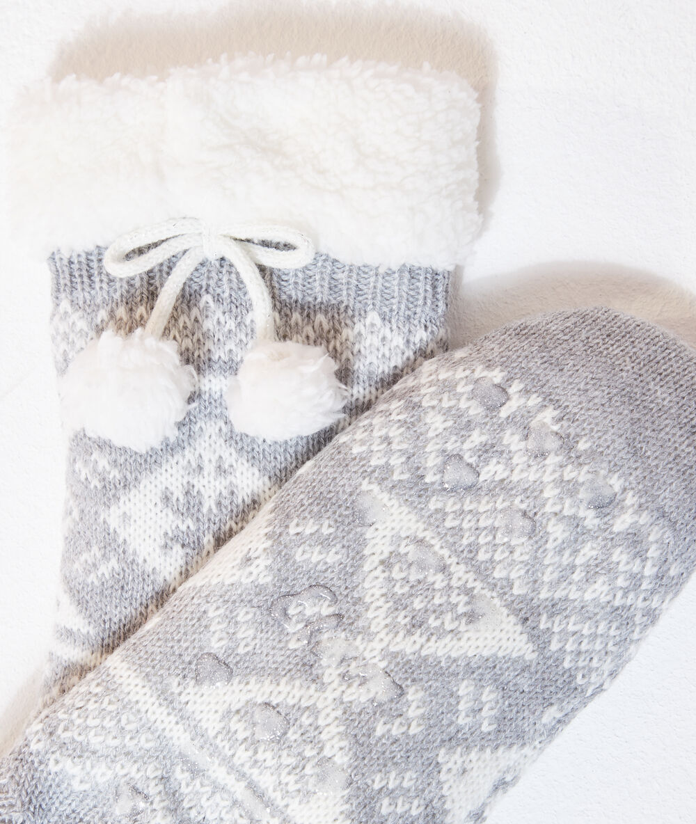 Pompons socks grey.