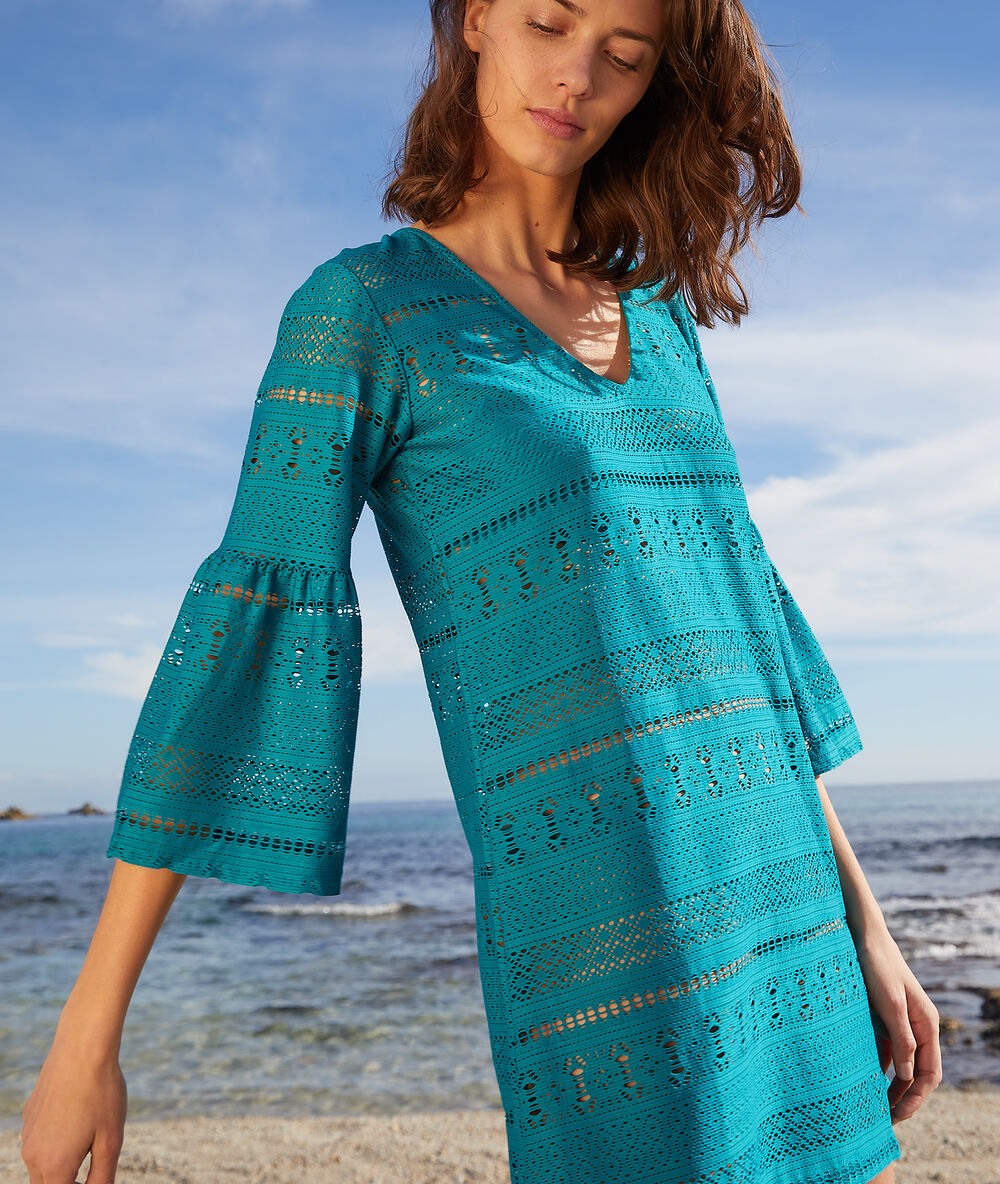 Tunique de plage manches 3/4 ajour&eacute;e vert.