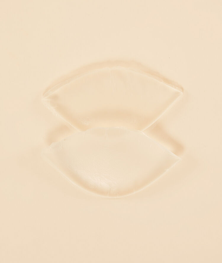 Silicone pads transparent.