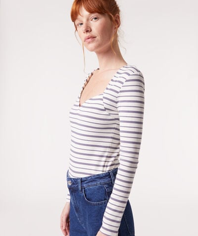 Long sleeve striped t-shirt;${refinementColor}