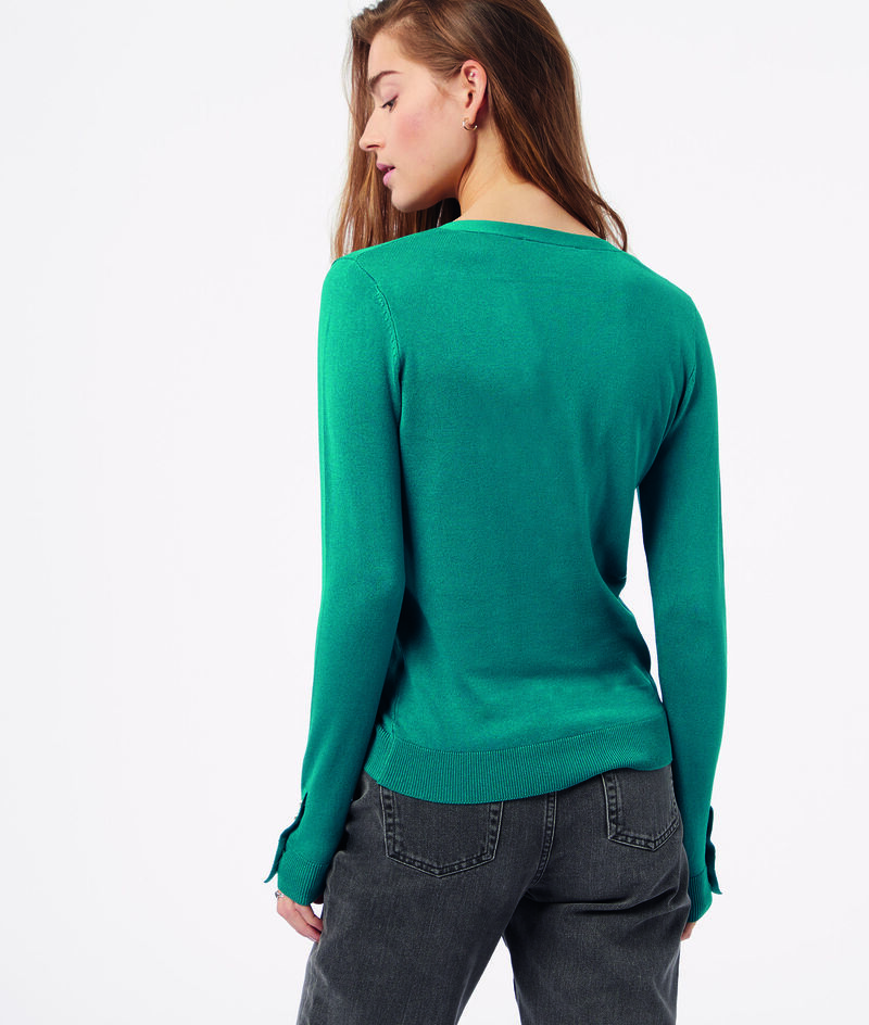 V-neck knit sweater;${refinementColor}