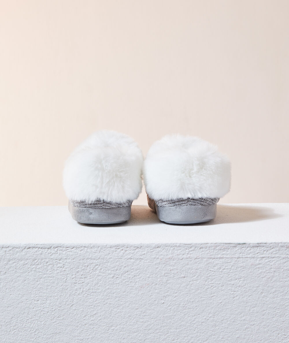 Mule slippers in a fur look charcoal grey.