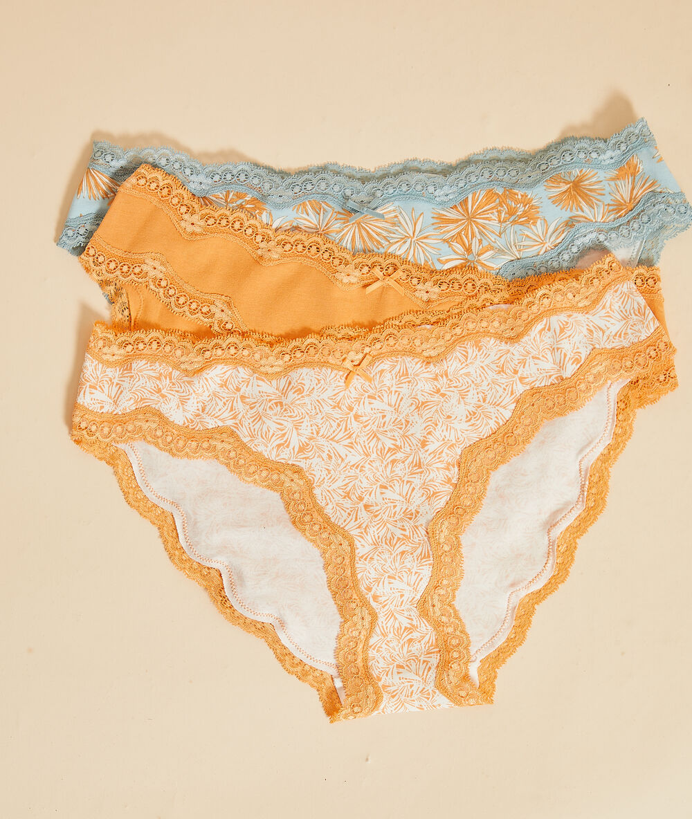 Lot de 3 culottes ocre.