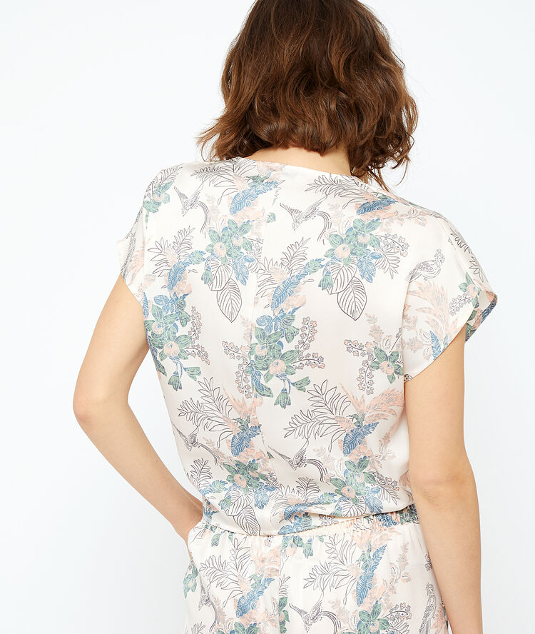 Knot front top ecru.