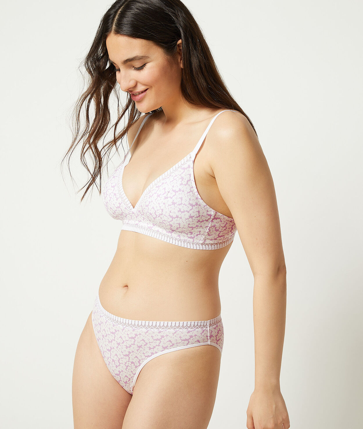 Nonwired organic cotton triangle bra with removable pads HAPPILY