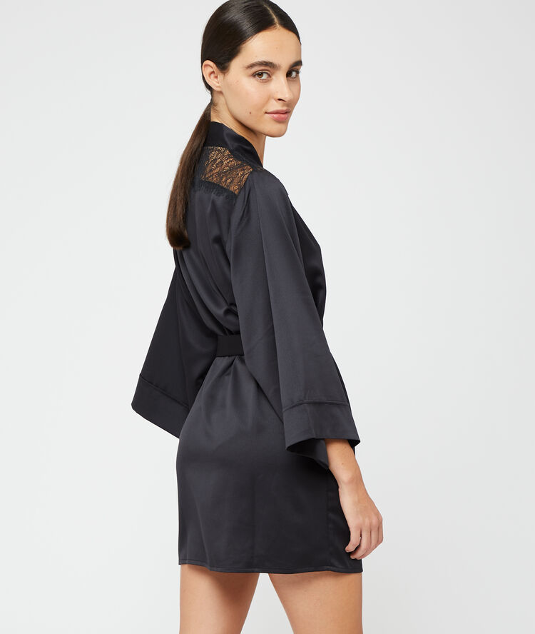 Satin kimono black.