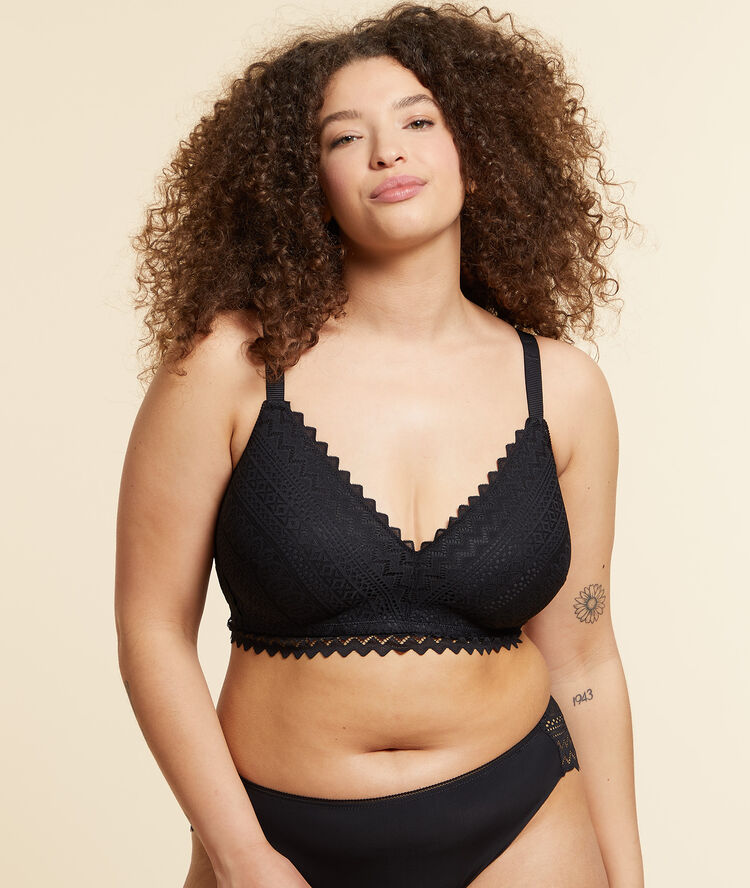 Soutien-gorge sans armatures coques fines noir.