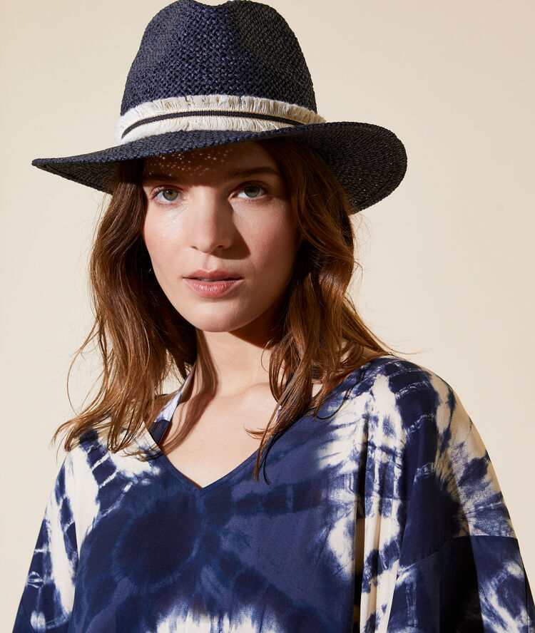 Straw hat navy.