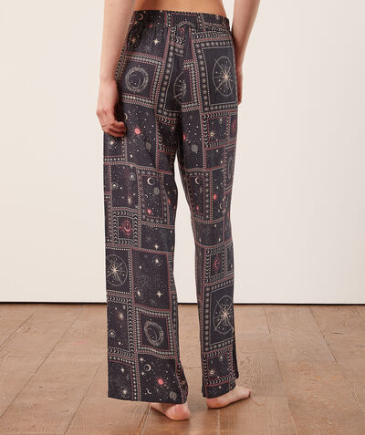 Расклешенные пижамные брюки с принтом;${refinementColor}