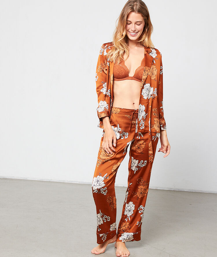 Pyjama shirt in floral print brown.