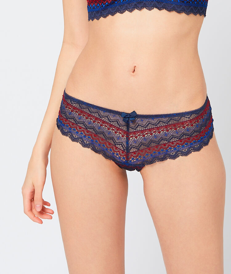 Geometric lace shorty navy.