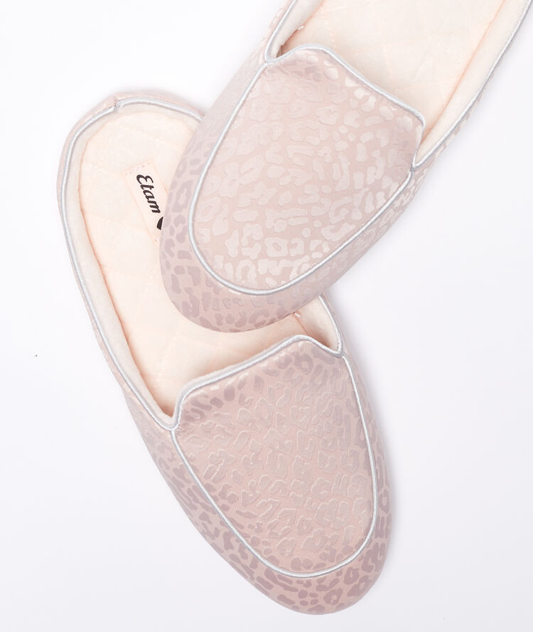 Leopard mule slippers pink.