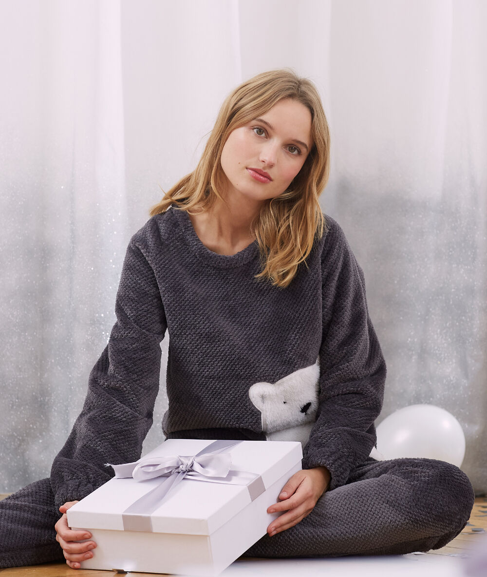 Long sleeve fleece t-shirt in a bear print charcoal grey.