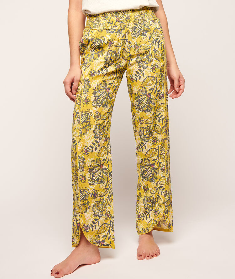 Printed trousers yellow.