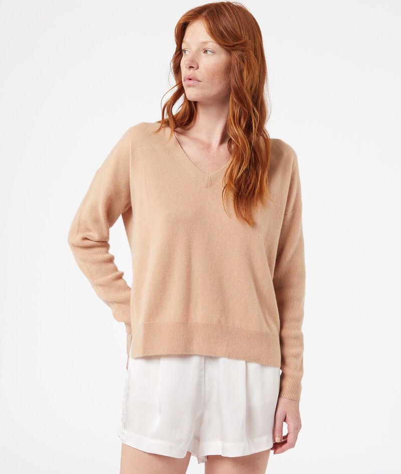 100% cashmere sweater;${refinementColor}