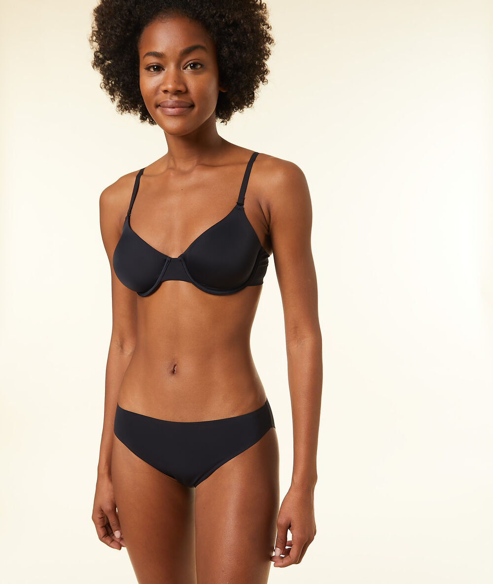 Micro molded demi-cup black.