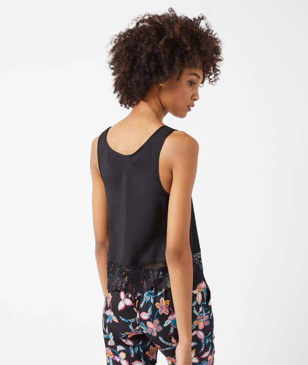 Tank top with lace trimmed hem;${refinementColor}