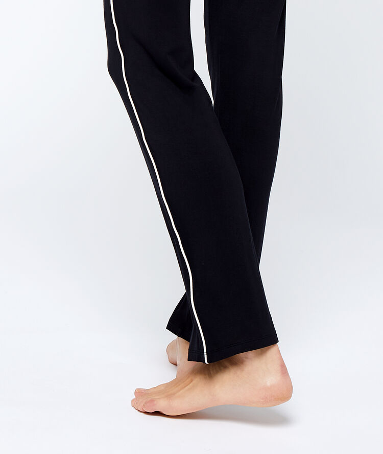 Side stripes pyjama bottom black.