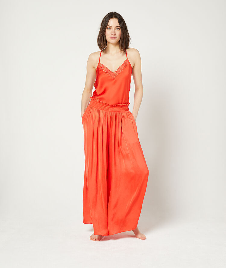 Loose trousers with smocked belt vermilion.