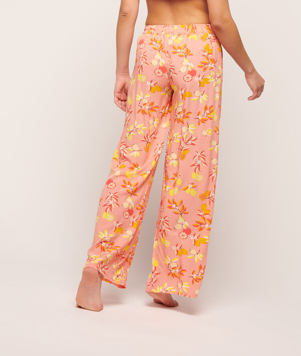 Trousers in a floral print Trousers in a floral print;${refinementColor}