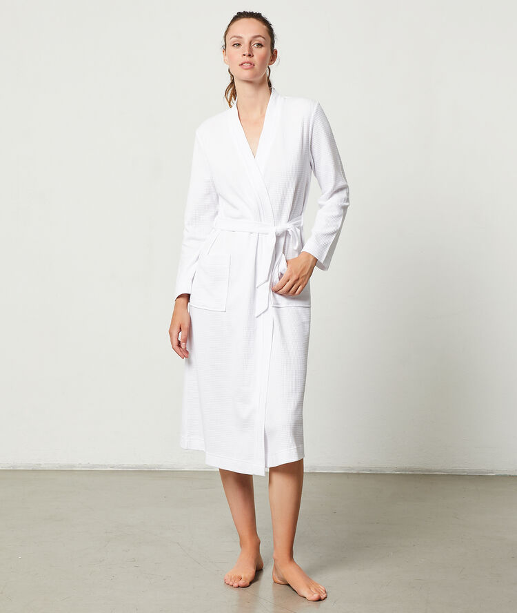 D&eacute;shabill&eacute; long blanc.