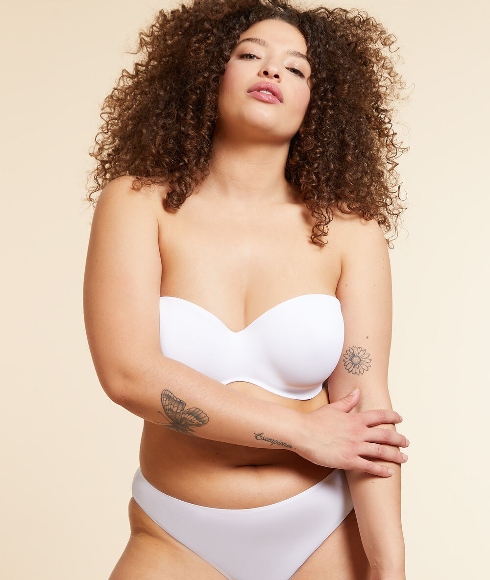 Microfibre cup strapless bra, removable straps white.