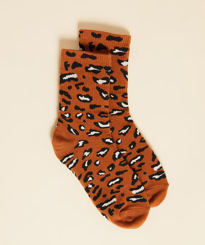 Stylish leopard print socks