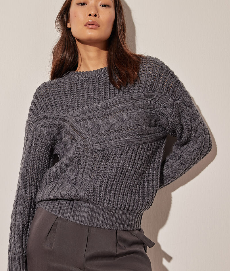 Cable-knit cardigan