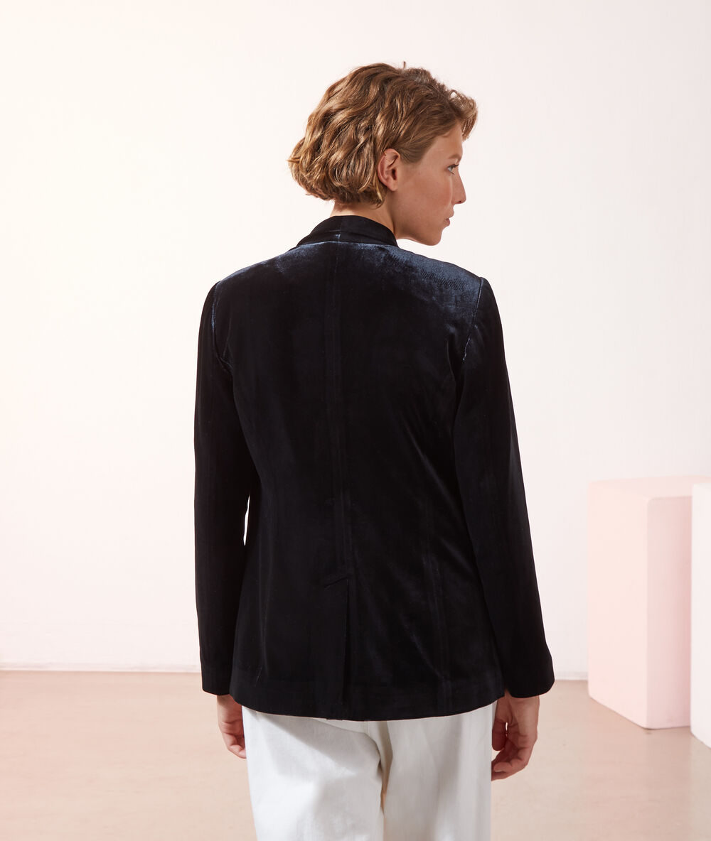 Veste de tailleur en velours noir.