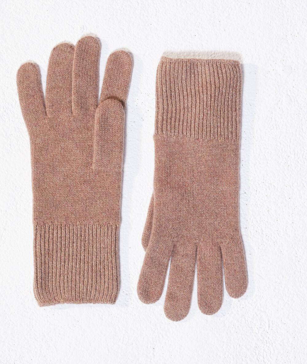 Gants en laine camel.