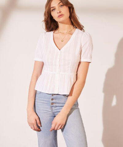 Short sleeve shirt with lace details