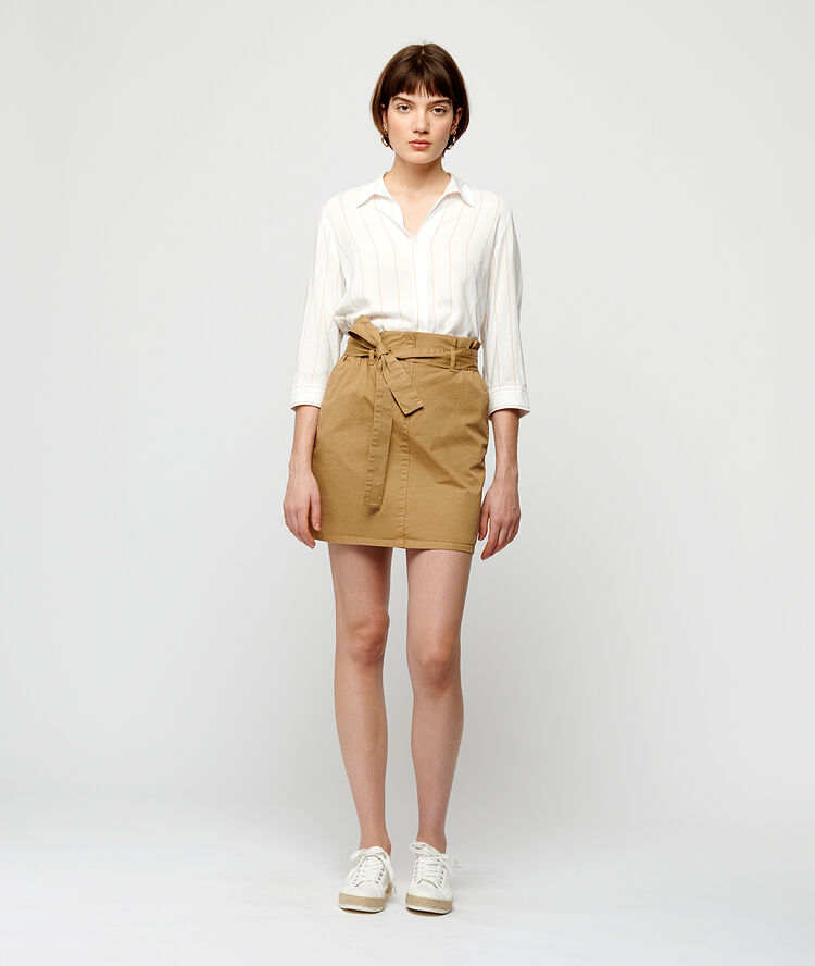 Mini skirt with tie detail dark camel.