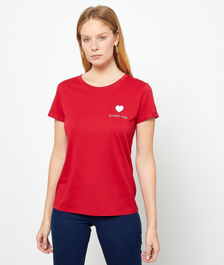 T-shirt "amore mio" à broderies carmin.