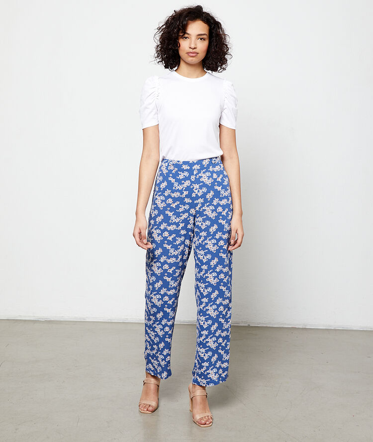 Wide leg trousers in a floral print moonlight.