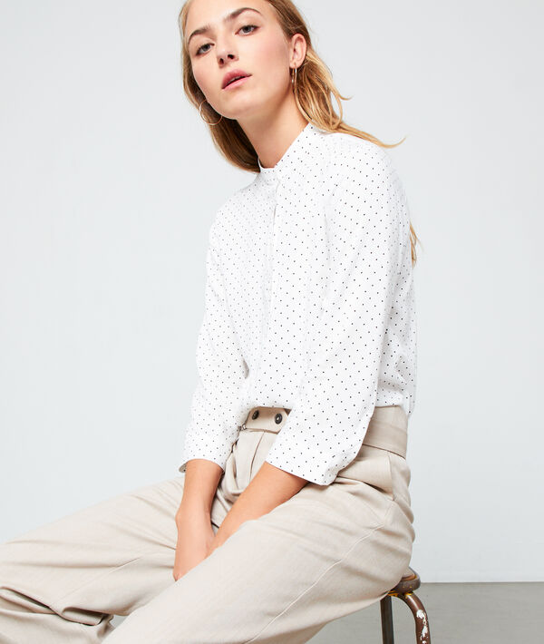 Round neck shirt in dots Round neck shirt in dots