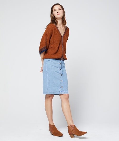 Batwing sleeves jumper barley.