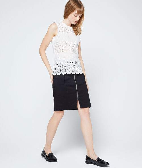 Cotton zipped skirt black.