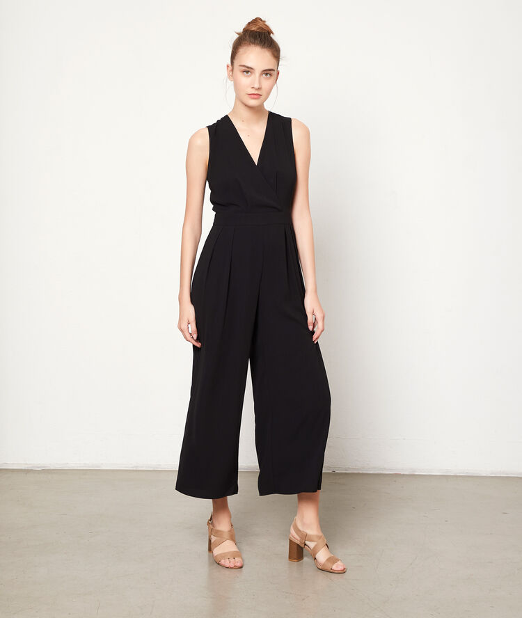Wide leg jumpsuit with open back black.