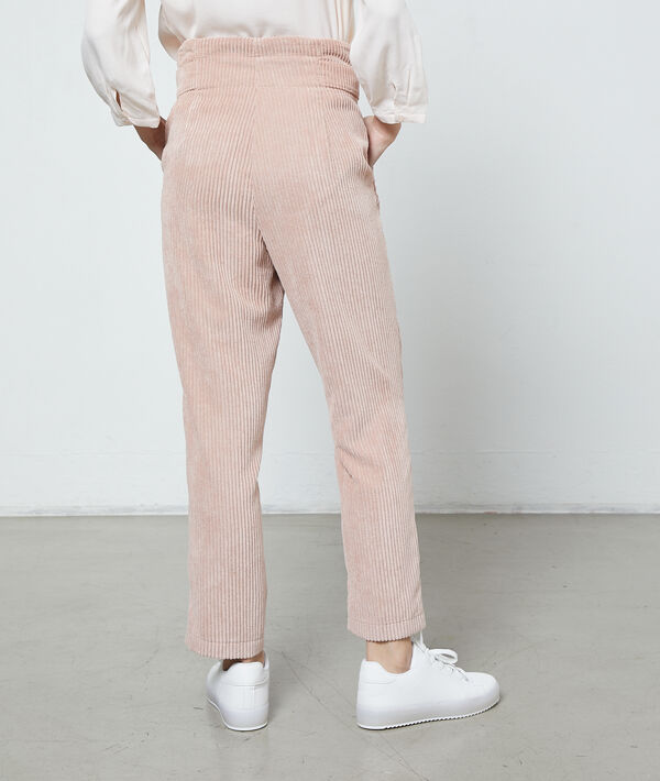 Pantalon carotte en velours côtelé Pantalon carotte en velours côtelé